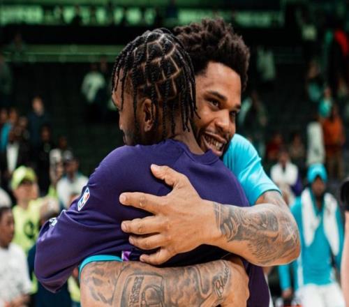 火箭后悔嗎懷特18分鐘轟27+6三分！交易后場均16+4替補得分第三