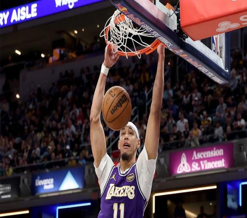 轟21+10！湖人撿漏2米13悍將真香：年薪345萬，變?nèi)揞^喂餅絕配