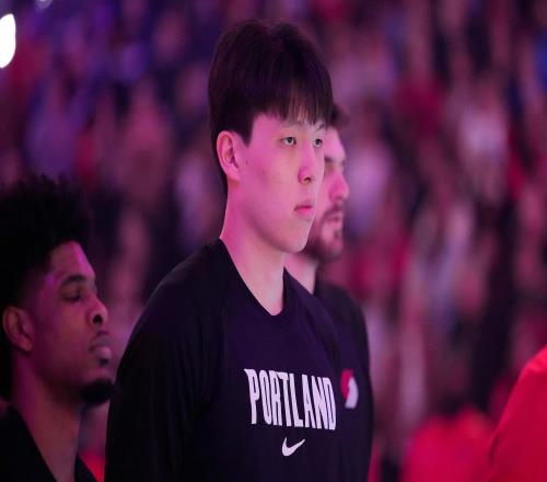 手感火热！杨瀚森G联赛半场6投全中拿到14分6板3助1断1帽