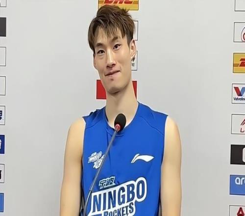 精致男孩！戴昊谈做美甲：我主动给教练看他也挺喜欢表达了尊重