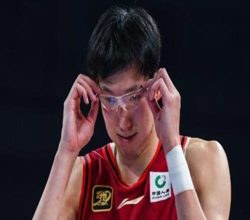 罰球8中0被指缺練周琦來(lái)北京是爭(zhēng)冠還是養(yǎng)老