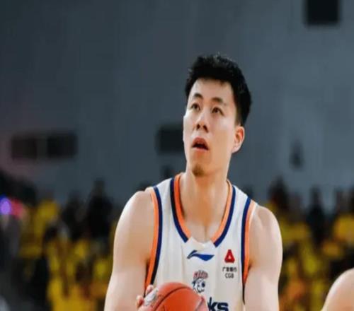 上海11280大勝山西球員評價：4人優(yōu)秀，5人及格，洛夫頓低迷