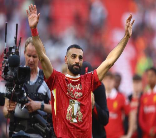 足壇人物志：九載時光鑄就太多榮耀，當(dāng)傳奇薩拉赫離開安菲爾德時