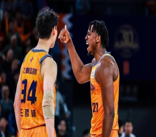 32分狂勝奪回第一！CBA第一爭冠熱門浮出水面：誰能阻擋他們奪冠