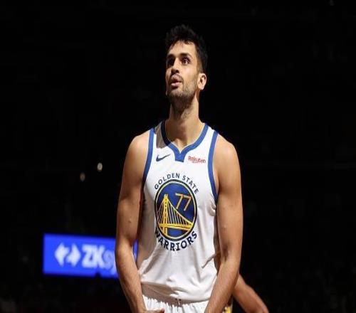 官方：勇士与土耳其中锋尤尔特塞文续签10天短合同