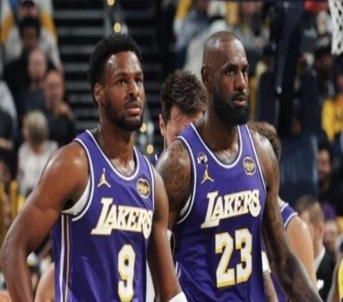 里夫斯谈布朗尼：一直在进步且非常努力，从不在乎外界的声音