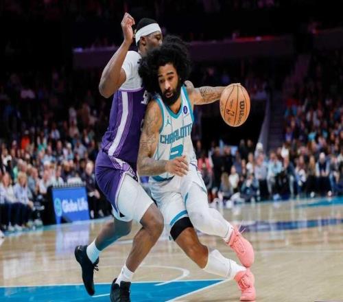 狂轰26三分追平队史纪录！黄蜂44分大胜横扫国王三球20+6+8