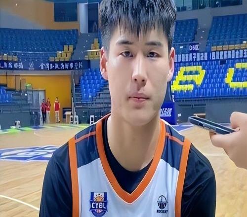 CBA焦點戰(zhàn)今夜打響！CCTV5不直播！青島爭前4，北控廣州沖季后賽