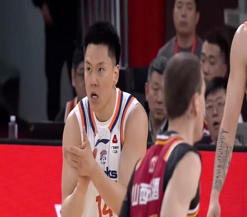 32分碾压上赛季第2！一夜刷新2大纪录，名记：夺冠大热已呼之欲出