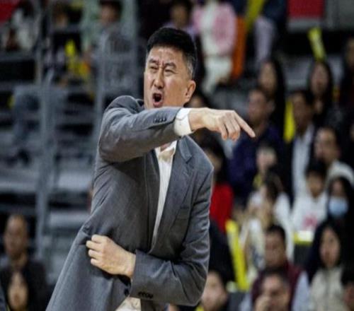 CBA最新动态，广东vs四川，赛后广东队带来四个坏消息和一个好消息，杜峰发言引不满