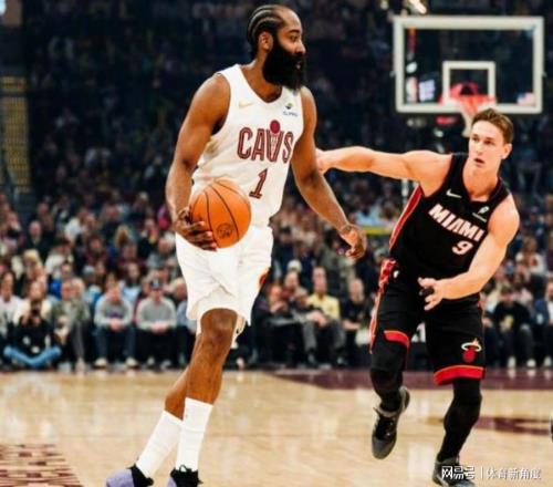 握草，騎士慘遭雙殺！哈登10中4，施羅德5中1，米切爾空砍28+6