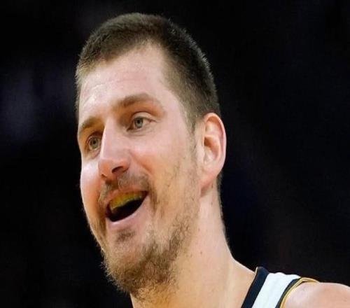 連場三雙，約基奇成為NBA歷史首位背靠背場均15+15+15的球員