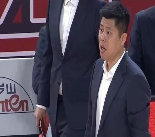 主场32分惨败上海！山西主帅：这是我接队以来，打得最差一场比赛