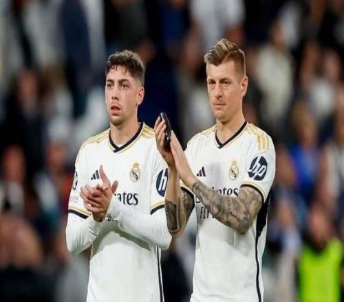 克羅斯：在皇馬較平庸的賽季中，巴爾韋德給人扛起球隊(duì)的感覺(jué)