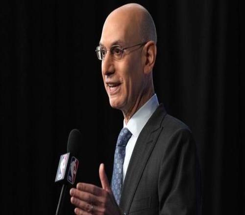 肖華硬剛球員工會：65場新規(guī)沒毛病，不能因為坎寧安就改規(guī)矩！