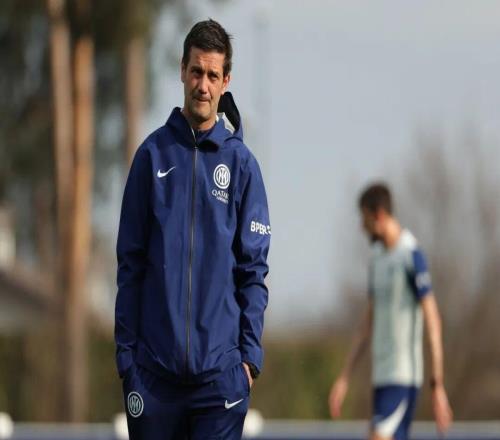 隊長坐鎮(zhèn)后方