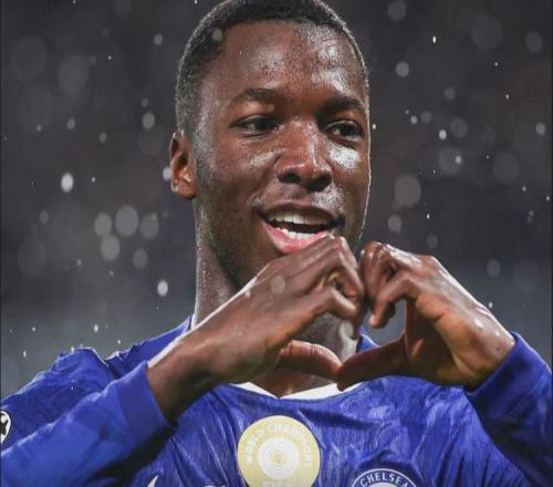 羅馬諾：老佛爺親自推動(dòng)維尼修斯續(xù)約！巴薩探索收購(gòu)巴斯托尼！