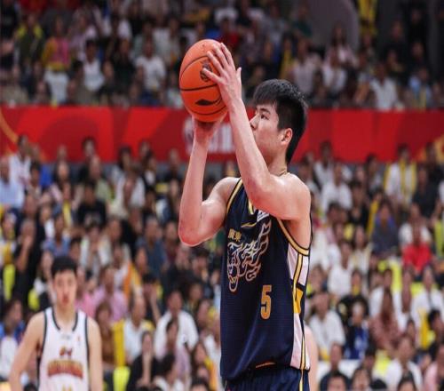 單節狂轟20分！中國男籃20歲1米95新星崛起：杜鋒該重用他