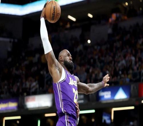 詹姆斯！這個第一你也要爭！