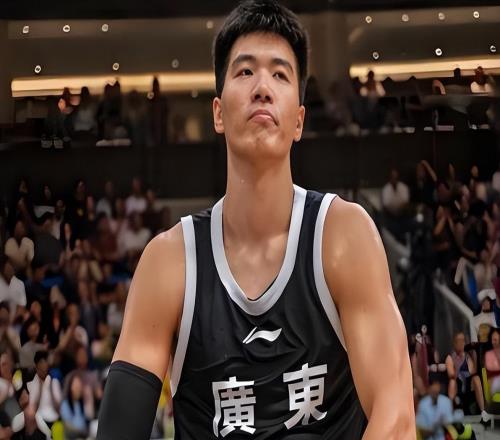 被杜锋骂郁闷了焦泊乔缺席对首钢因家中有事会是下一个徐昕