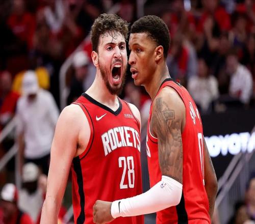 30+10+7+2+2！我也是全明星！火箭錯(cuò)過的天才，如今發(fā)展遠(yuǎn)超小賈