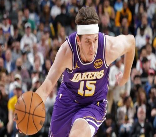 狀態(tài)不錯(cuò)但也確實(shí)有些疲勞，湖人應(yīng)該適當(dāng)減少后場(chǎng)大將的出場(chǎng)時(shí)間