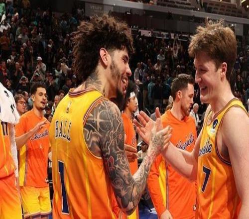 近29戰(zhàn)23勝！黃蜂2026年進(jìn)攻效率&凈效率聯(lián)盟同期第一