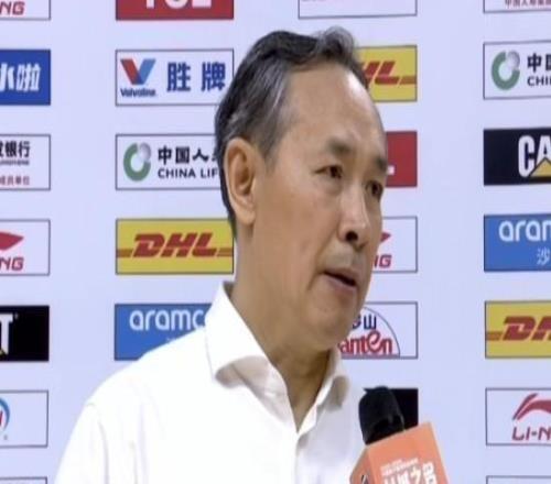 許利民：開局不順大家沒有放棄，堅(jiān)決執(zhí)行戰(zhàn)術(shù)才有最后的勝利