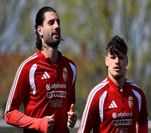 互不干涉！匈牙利主帥回應斯洛特輪休國腳：索博踢后衛(wèi)我也沒說啥