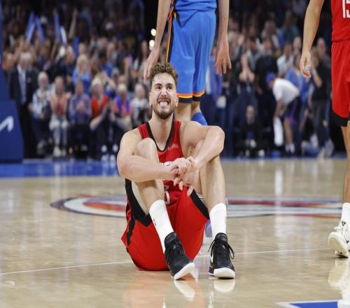 火箭隊(duì)9人登場(chǎng)，僅1人正負(fù)值為負(fù)！全明星中鋒名不副實(shí)該交易了