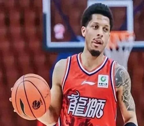 CBA常規(guī)賽！廣州對陣遼寧，威金頓率隊，趙繼偉低迷能否反彈