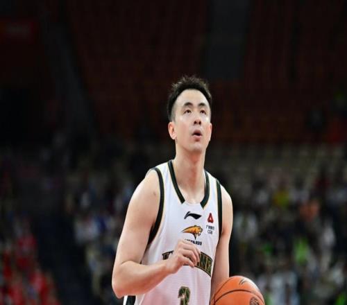 CBA男籃動態(tài)更新！遼寧vs廣州，賽前帶來遼寧男籃趙繼偉、烏戈、哈維以及廣州男籃徐昕最新消息