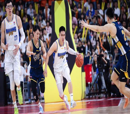 20分大逆轉(zhuǎn)！前4一夜變天，北京連升2名反超廣東，廣廈鎖定季后賽