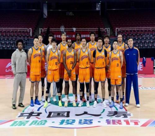 CBA排名又亂了！上海穩(wěn)居第一，廣東遭逆轉(zhuǎn)跌至第4，北京殺進(jìn)前三