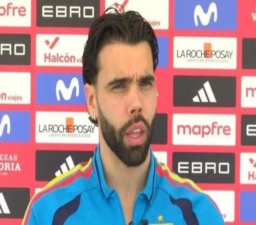 拉亞：霍安狀態(tài)非常出色，沒(méi)他巴薩本賽季走不到現(xiàn)在這個(gè)位置