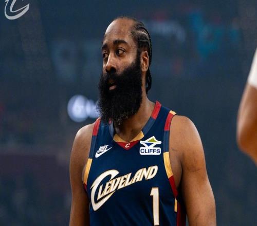 哈登17分14助，帶隊21分大勝！阿倫復(fù)出就爆發(fā)，米切爾10中1躺贏