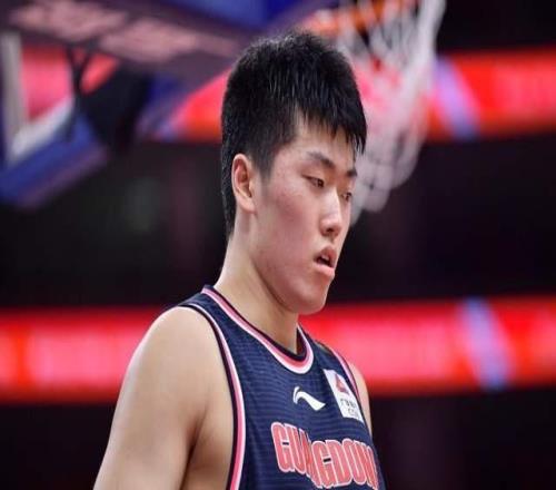 媒體人怒了！公開懟廣東教練組，矛頭對準(zhǔn)一人，杜鋒還有啥話講