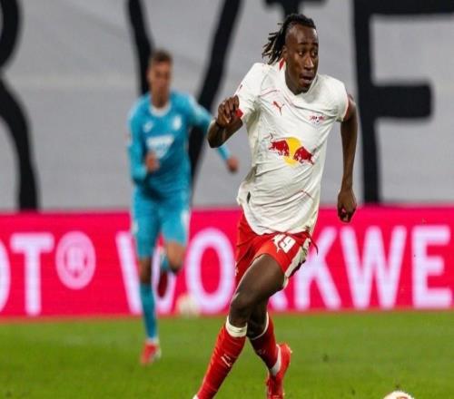 德天空：莱比锡希望再留迪奥曼德一个赛季，球员标价至少1亿欧