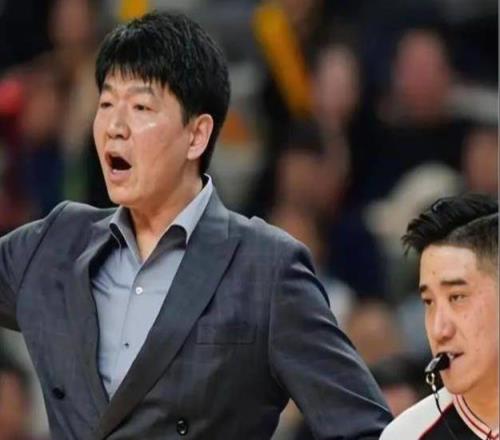 “得分平均主義”坑慘山東高速！邱彪關(guān)鍵用人昏招，輸球一點不冤