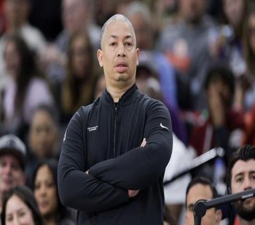 执教生涯400胜！泰伦卢成为NBA现役教练第8人