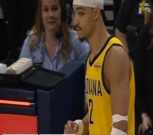 0.4秒打了360秒！發(fā)球自殺4罰0中！這就是永不擺爛的球隊(duì)！笑亖了！