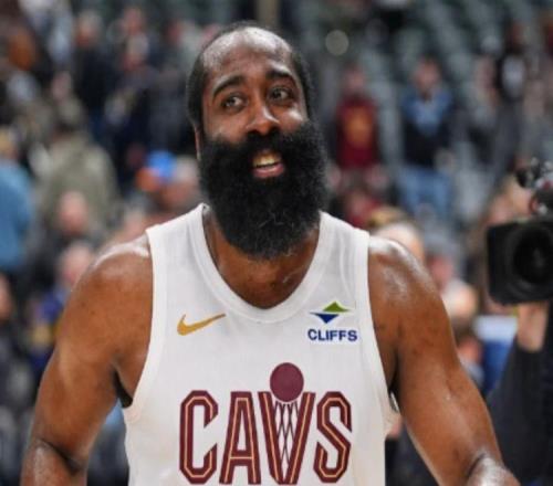 81分，84分！辣眼睛，完整體騎士太可怕了