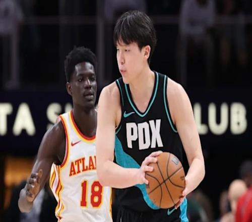 斯普利特：我們對楊瀚森要保持耐心，我新秀賽季幾乎沒上過場