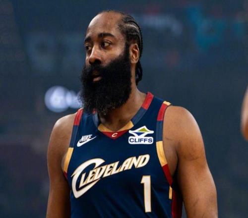 騎士贏球還有進(jìn)步，哈登2點(diǎn)該夸！米切爾錯(cuò)誤明顯，阿倫2人成關(guān)鍵