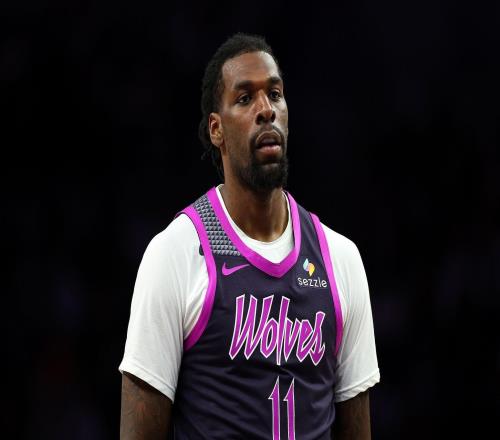 NBA官方：森林狼前鋒里德質(zhì)疑裁判的公正性，罰款5萬(wàn)美元