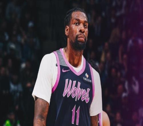 杜伦10+13+5哈里斯全能战士，兰德尔打铁13中2，活塞大胜森林狼