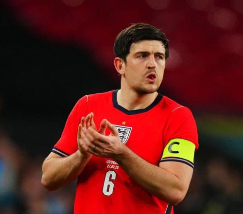 馬奎爾當(dāng)隊長卻恐無緣世界杯，圖赫爾點名四人領(lǐng)先他！曼聯(lián)或受益