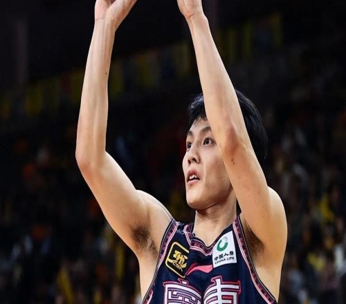 廣東3消息！徐昕打臉杜鋒，徐杰最新傷情，崔永熙無緣戰(zhàn)四川