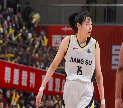 轟15分+3記三分！中國女籃26歲2米王牌進(jìn)化：宮魯鳴征召她嗎