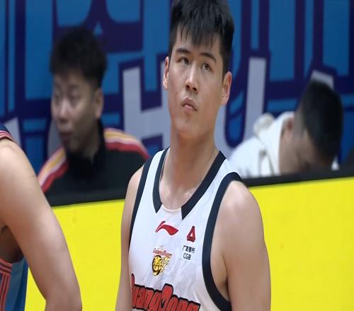 狂勝四川48分！家政值得先發(fā)，廣東5人滿分，有1人還打出夸張數(shù)據(jù)